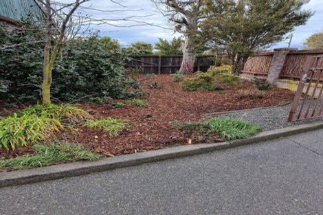 Photo of property in 28 Gladstone Road, Woodend, 7610