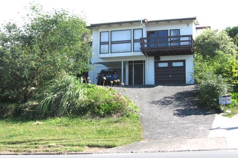 Photo of property in 832 Beach Road, Torbay, Auckland, 0630