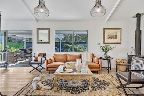 Photo of property in 16 Potts Road, Whitford, Howick, 2571