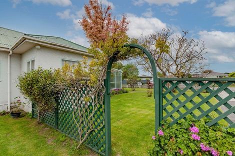 Photo of property in 135 Guppy Road, Taradale, Napier, 4112
