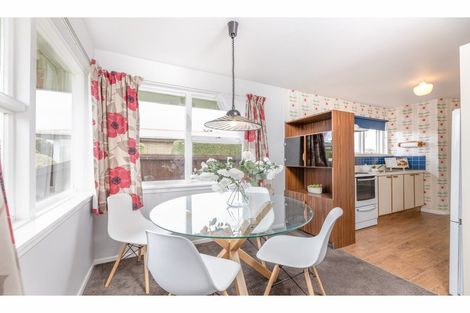 Photo of property in 37 Woodgrove Avenue, North New Brighton, Christchurch, 8083