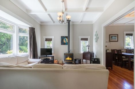 Photo of property in 360 Huia Road, Titirangi, Auckland, 0604