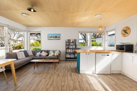 Photo of property in 34 Ocean View Road, Waihi Beach, 3611