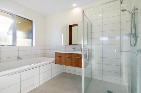 Photo of property in 5 Missy Crescent, Mount Pisa, Cromwell, 9383