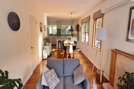 Photo of property in 43 Cornford Street, Karori, Wellington, 6012