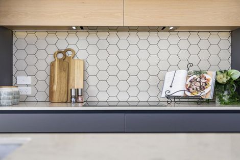 Photo of property in 18 Winstone House Road, Paerata, 2124