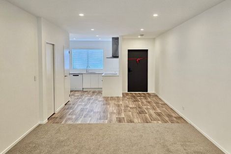 Photo of property in 5 Nga Pona Toru Road, Flat Bush, Auckland, 2019