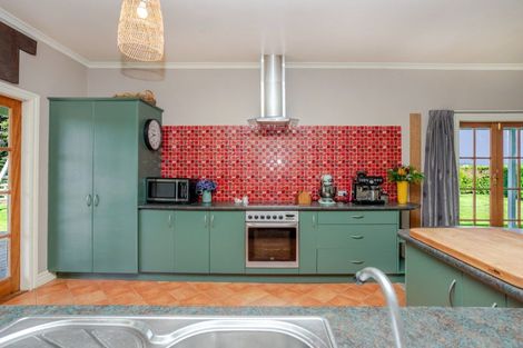 Photo of property in 63 Oparatai Road, Mangatainoka, Pahiatua, 4982