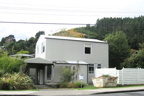 Photo of property in 9 Forest Road, Pinehaven, Upper Hutt, 5019
