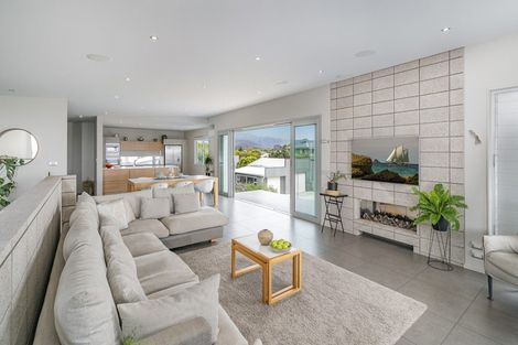 Photo of property in 37 Buffalo Beach Road, Whitianga, 3510