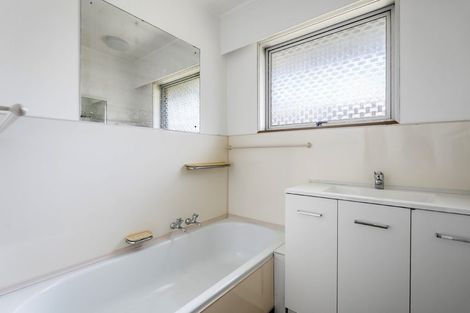 Photo of property in 1/7 Hart Road, Hauraki, Auckland, 0622