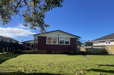 Photo of property in 8 Pandora Place, Pakuranga, Auckland, 2010