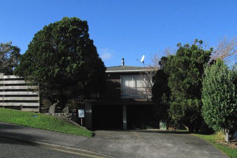 Photo of property in 22 The Track, Plimmerton, Porirua, 5026