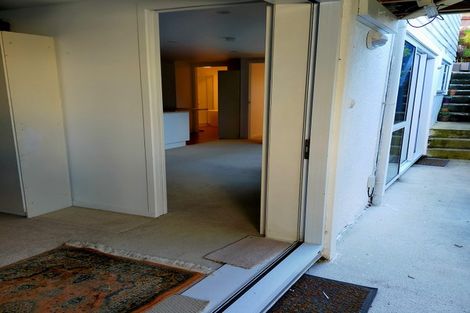 Photo of property in 29 Kingston Heights Road, Kingston, Wellington, 6021