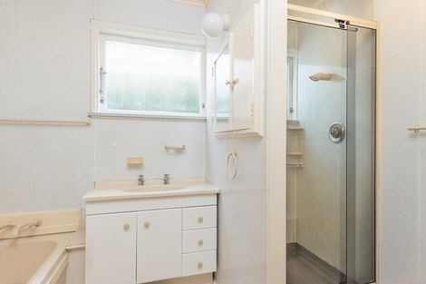 Photo of property in 24 Jordan Terrace, Lansdowne, Masterton, 5810