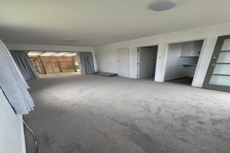 Photo of property in 2/47 Felton Mathew Avenue, Saint Johns, Auckland, 1072