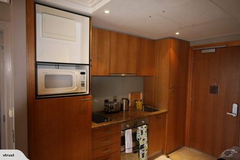 Photo of property in The Metropolis Apartments, 2715/1 Courthouse Lane, Auckland Central, Auckland, 1010
