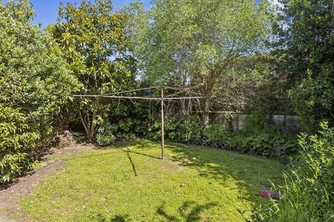 Photo of property in 35 Gray Avenue, Paraparaumu Beach, Paraparaumu, 5032