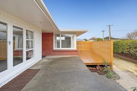Photo of property in 24 Greendale Avenue, Avonhead, Christchurch, 8042