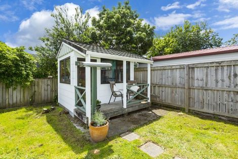 Photo of property in 27 Kentucky Street, Totara Park, Upper Hutt, 5018