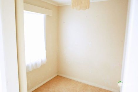 Photo of property in 2/1 Imperial Place, Henderson, Auckland, 0612