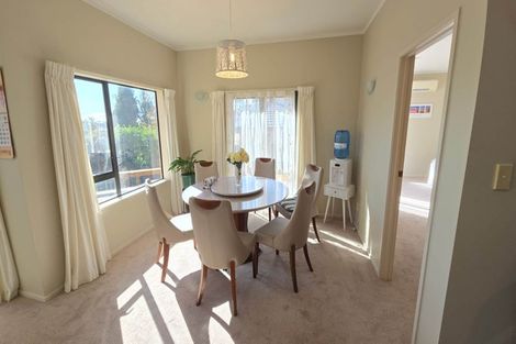 Photo of property in 6 San Lorenzo Rise, Henderson, Auckland, 0612