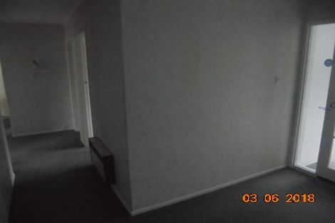 Photo of property in 16 Churton Drive, Churton Park, Wellington, 6037