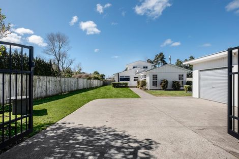 Photo of property in 501 Richmond Road, Lepperton, New Plymouth, 4373