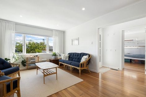 Photo of property in 1/10 Coronation Street, Belmont, Auckland, 0622