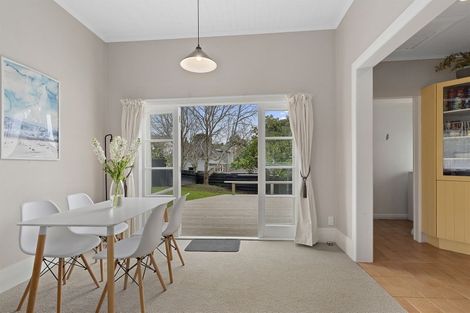 Photo of property in 4 Park Avenue, Northcote, Auckland, 0626