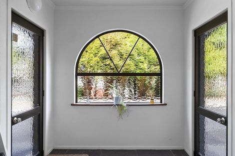 Photo of property in 9a Belair Avenue, Blagdon, New Plymouth, 4310