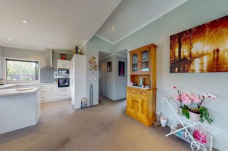 Photo of property in 62 Pipiroa Road, Ngatea, 3503