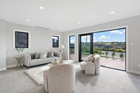 Photo of property in 9 Halcyon Bay Lane, Wainui, 0992