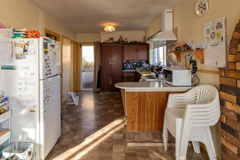 Photo of property in 28 Cargill Street, Waikiwi, Invercargill, 9810