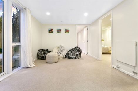 Photo of property in 104 Beach Road, Castor Bay, Auckland, 0620