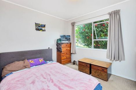 Photo of property in 8 Arde Place, Massey, Auckland, 0614