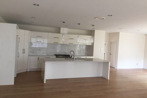 Photo of property in 60 Harrowglen Drive, Northcross, Auckland, 0630