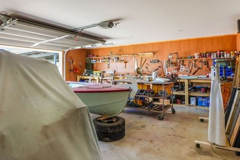 Photo of property in 19 Bragato Way, Te Kauwhata, 3710