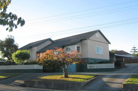 Photo of property in 42 Tamar Street, South Hill, Oamaru, 9400