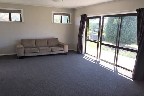 Photo of property in 5 Warwick Crescent, Taradale, Napier, 4112