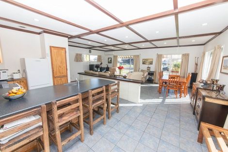 Photo of property in 114 Napier Road, Havelock North, 4130