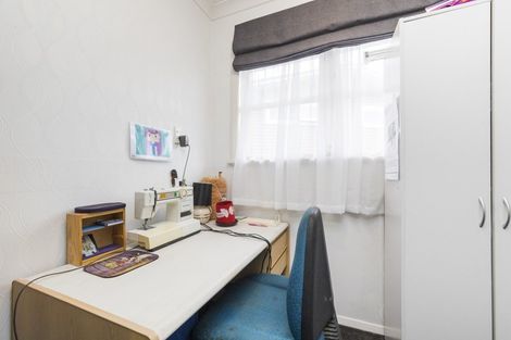 Photo of property in 1 Buick Crescent, Awapuni, Palmerston North, 4412