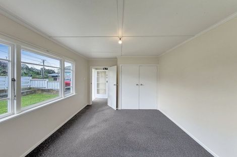 Photo of property in 45 Karaka Street, Castlecliff, Whanganui, 4501