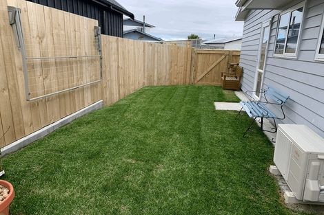 Photo of property in 6 Snappers Lane, Foxton Beach, Foxton, 4815