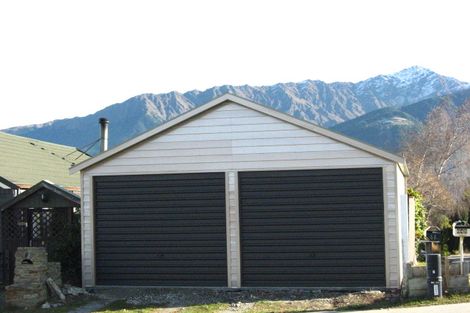 Photo of property in 6a Oregon Drive, Kelvin Heights, Queenstown, 9300
