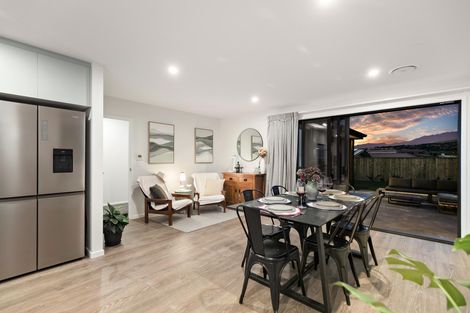 Photo of property in 22 Cheviot Street, Jacks Point, 9371