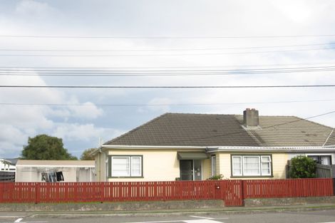 Photo of property in 2 Copeland Street, Hutt Central, Lower Hutt, 5010