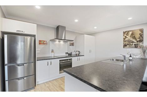 Photo of property in 16 George West Square West, Wigram, Christchurch, 8025