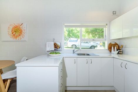 Photo of property in 4/28 Wolsley Avenue, Milford, Auckland, 0620