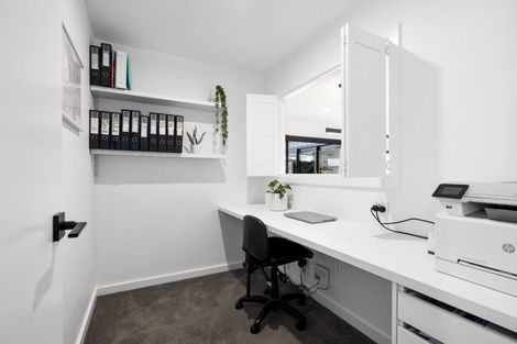 Photo of property in 15 Saint Thomas Avenue, Pyes Pa, Tauranga, 3112